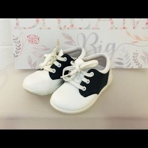 Stride Rite Saddle Oxfords baby